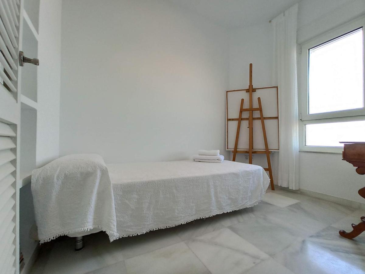 Apartamento Ventanal Al Mar Cádiz Exteriör bild