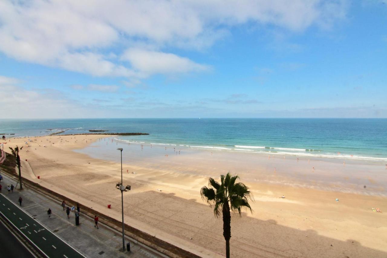 Apartamento Ventanal Al Mar Cádiz Exteriör bild