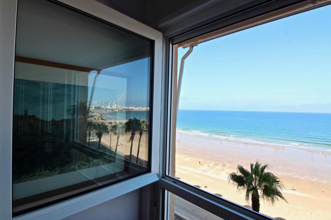 Apartamento Ventanal Al Mar Cádiz Exteriör bild